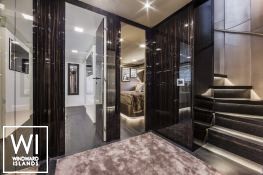 Yvonne  Ferretti  Line 28M Interior 16