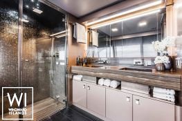 Yvonne  Ferretti  Line 28M Interior 11