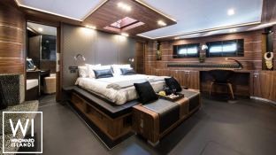 Rox Star   Ketch  40M Interior 6