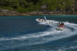 LONESTAR    Catamaran 85 Exterior 9