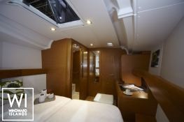 Sun Odyssey 449 Jeanneau Interior 2