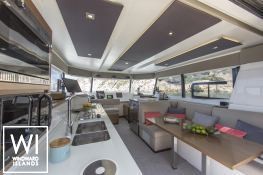 MY 37 Fountaine Pajot Interior 1