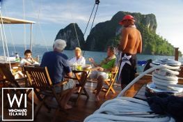 Aventure   Ketch  29M Interior 7