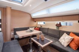 Jeanneau 54 Jeanneau Interior 5