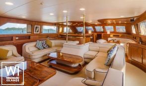 La Numero Uno (ex Clan VI) Perini Navi Ketch 40M Interior 11