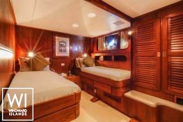 La Numero Uno (ex Clan VI) Perini Navi Ketch 40M Interior 9