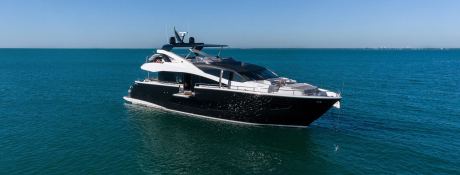 SYNERGY  Sunseeker Yacht 86' Exterior 2