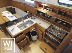 Sun Odyssey 389 Jeanneau Interior 1