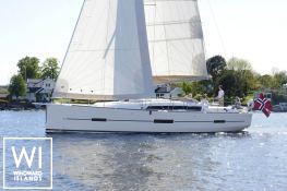 Dufour 412 Dufour Yachts Exterior 5