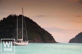 Meta IV   Ketch  26M Exterior 3