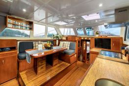 Meta IV   Ketch  26M Interior 13