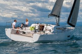 Elan E5 Elan Yachts Exterior 2