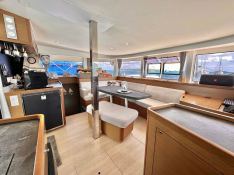 Tango  Lagoon Catamaran Lagoon 42 Interior 12
