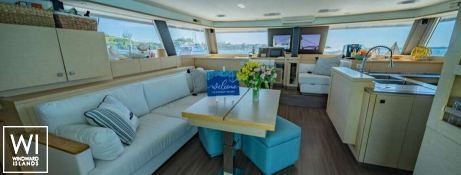 WIND CHASER I  Fountaine Pajot Ipanema 58 Interior 14