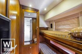 Octavia  Sunseeker Predator 82' Interior 12