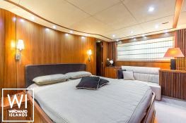 Octavia  Sunseeker Predator 82' Interior 8