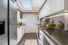 MANE ET NOCTE  Lagoon Catamaran Lagoon 77 Interior 16