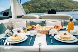 MANE ET NOCTE  Lagoon Catamaran Lagoon 77 Exterior 8