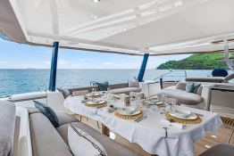 MANE ET NOCTE  Lagoon Catamaran Lagoon 77 Exterior 12