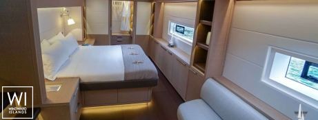 Joy  Lagoon Catamaran Lagoon 77 Interior 23