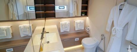 Joy  Lagoon Catamaran Lagoon 77 Interior 25