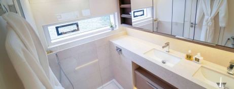 Joy  Lagoon Catamaran Lagoon 77 Interior 26