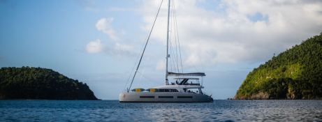 Twin Flame  Lagoon Catamaran Lagoon 77 Exterior 16