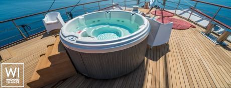 Barbara   Motorsailer 41m Exterior 9