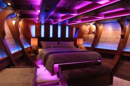 Royal Albatross   Ketch  47M Interior 8