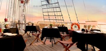 Royal Albatross   Ketch  47M Interior 9