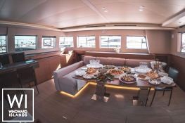 Drago  Lagoon Catamaran Power 630 Interior 11