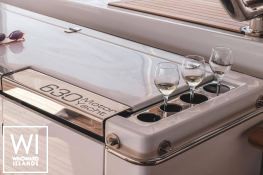 Drago  Lagoon Catamaran Power 630 Interior 12