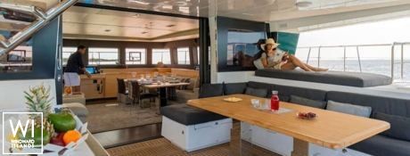 Cute Little Cat  Lagoon Catamaran Power 630 Exterior 6