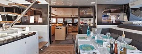Cute Little Cat  Lagoon Catamaran Power 630 Exterior 7