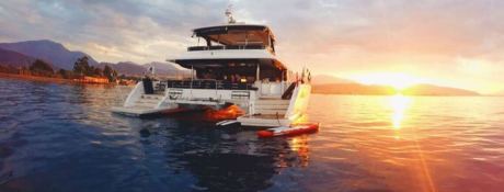 Cute Little Cat  Lagoon Catamaran Power 630 Exterior 4