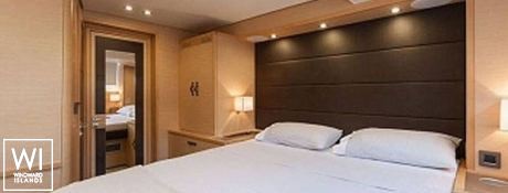 Cute Little Cat  Lagoon Catamaran Power 630 Interior 13