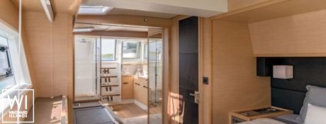 Cute Little Cat  Lagoon Catamaran Power 630 Interior 14