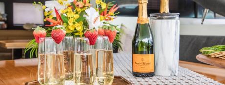 ULTRA  Lagoon Catamaran Power 630 Exterior 1