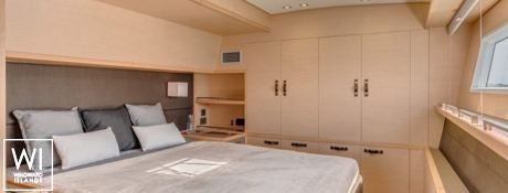 ALLEGRA  Lagoon Catamaran Power 630 Interior 15