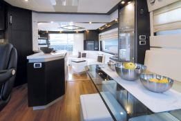 jaco  Dominator Dominator 62 Interior 6