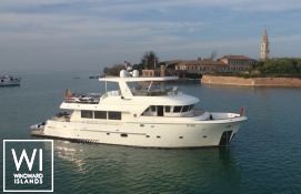 My way   Motoryacht 23M Exterior 1