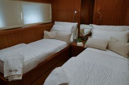 My way   Motoryacht 23M Interior 5