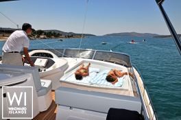 Lucky Bear  Sunseeker Manhattan 82 Exterior 3