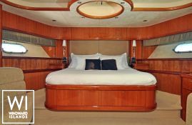 Lucky Bear  Sunseeker Manhattan 82 Interior 5