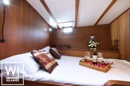 Jubilaeum   Ketch  23M Interior 0