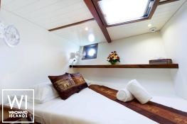 Dallinghoo   Ketch  24M Interior 17