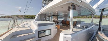 Namaste  Privilege Catamaran  Privilege  Serie 7 Exterior 1