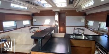 GARDEN GLOBE  Hanse Yachts Hanse 588 Interior 18