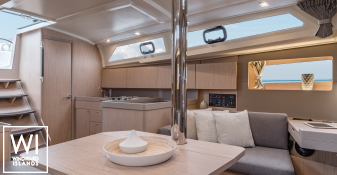 Oceanis  41.1 Beneteau Interior 3