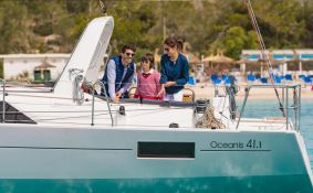 Oceanis  41.1 Beneteau Exterior 1